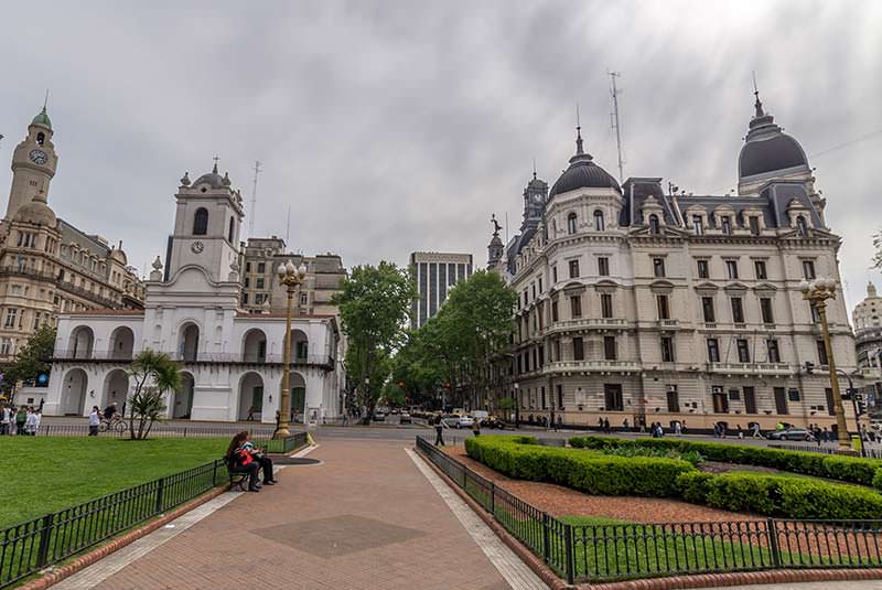 میدان پلازا د مایو بوئنوس آیرس آرژانتین