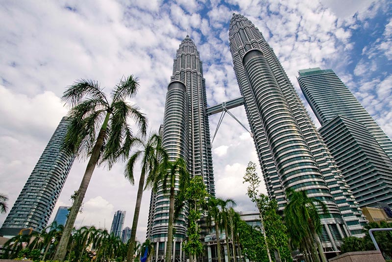 برج‌ های پتروناس کوالالامپور در کشور مالزی را بیشتر بشناسید - ایوار