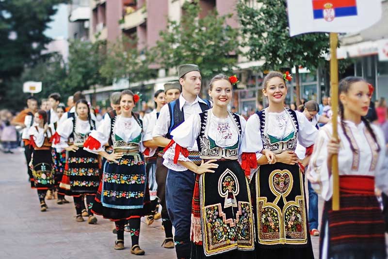 آداب و رسوم و فرهنگ مردم صربستان