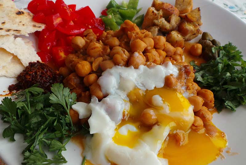 صبحانه تونسی