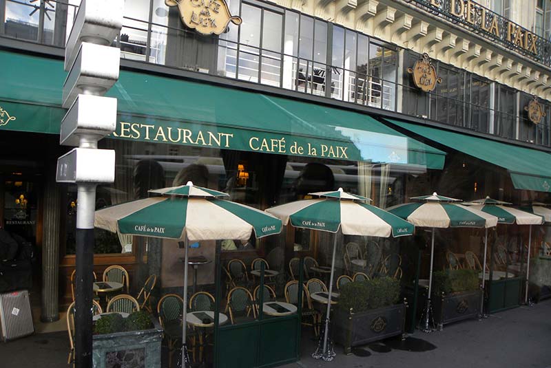 کافه دو لاپه پاریس