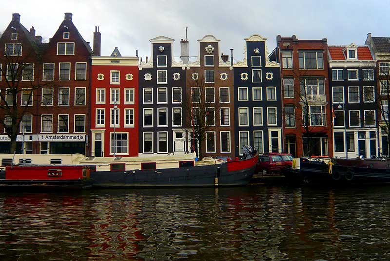 خانه های باریک آمستردام