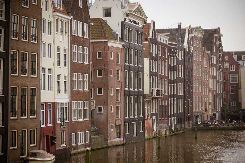 خانه های باریک آمستردام