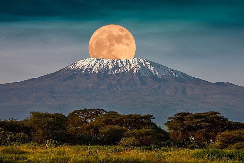 قله‌ کلیمانجارو، تانزانیا