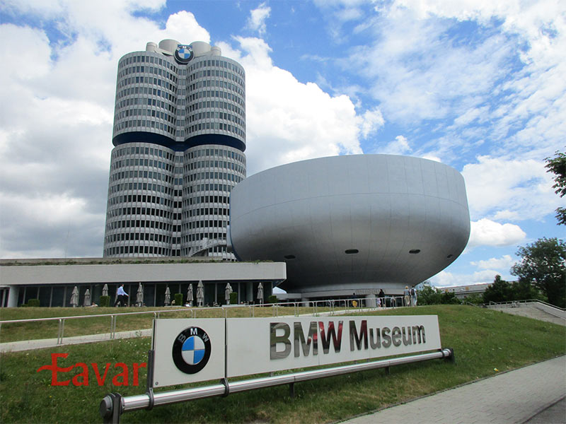 موزه BMW با جدیدترین مدل های خودروهای اسپرت