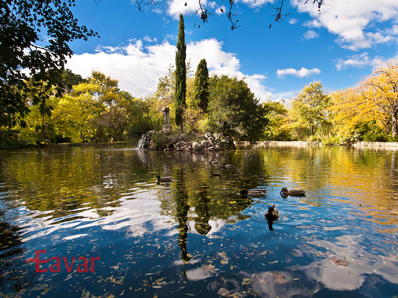 پارک آل کاپریچو مادرید در پاییز