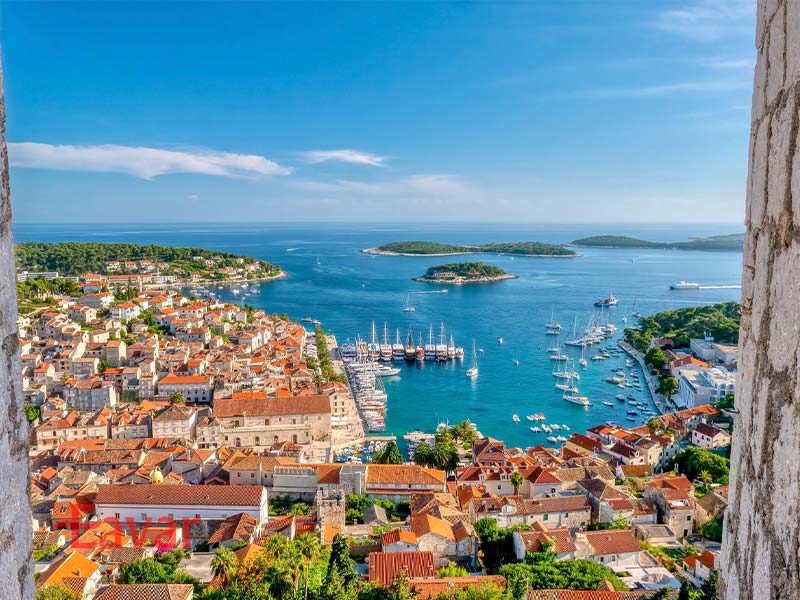 جزیره هوار از جاذبه های گردشگری کرواسی