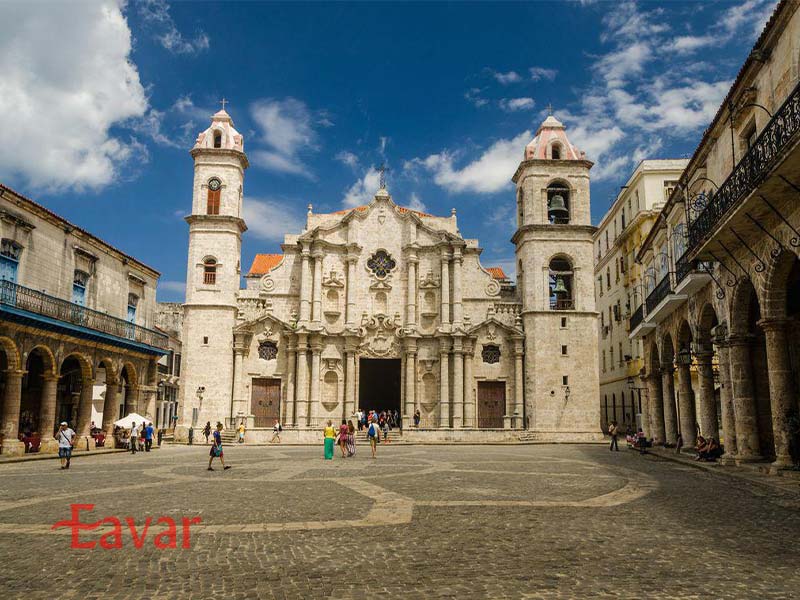 میدان کاتدرال از جاهای دیدنی هاوانا