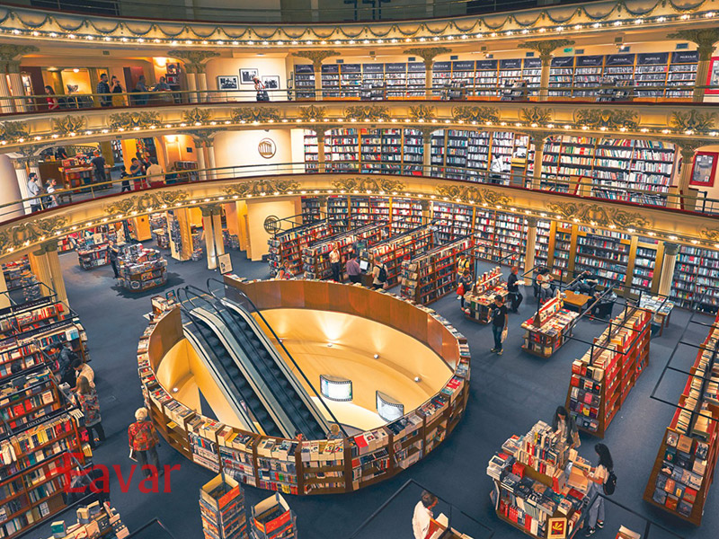 کتاب فروشی گرند اِسپلِندید در بوینس آیرس
