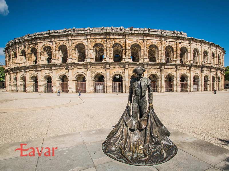 آمفی تئاتر رومی نیم از بناهای باستانی فرانسه