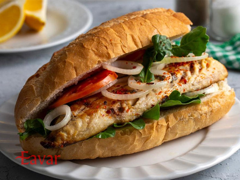 بالیک اکمک از غذاهای خیابانی استانبول در ترکیه