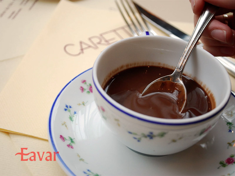 هات چاکلت معروف پاریس در کافه کرت