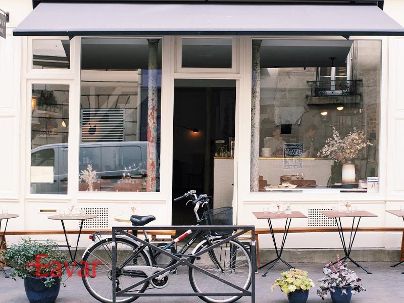 رستوران ارلی ژوئن در پاریس