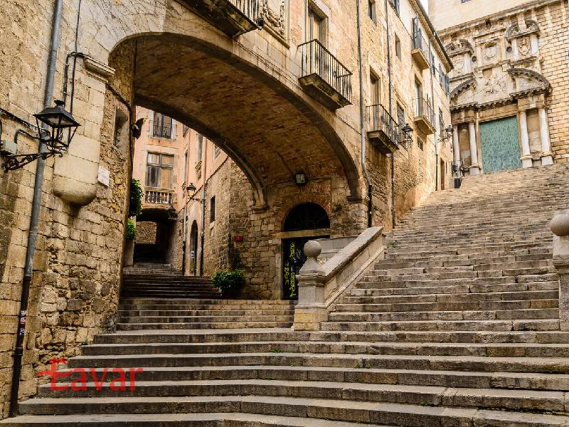 خیرونا اسپانیا کجاست