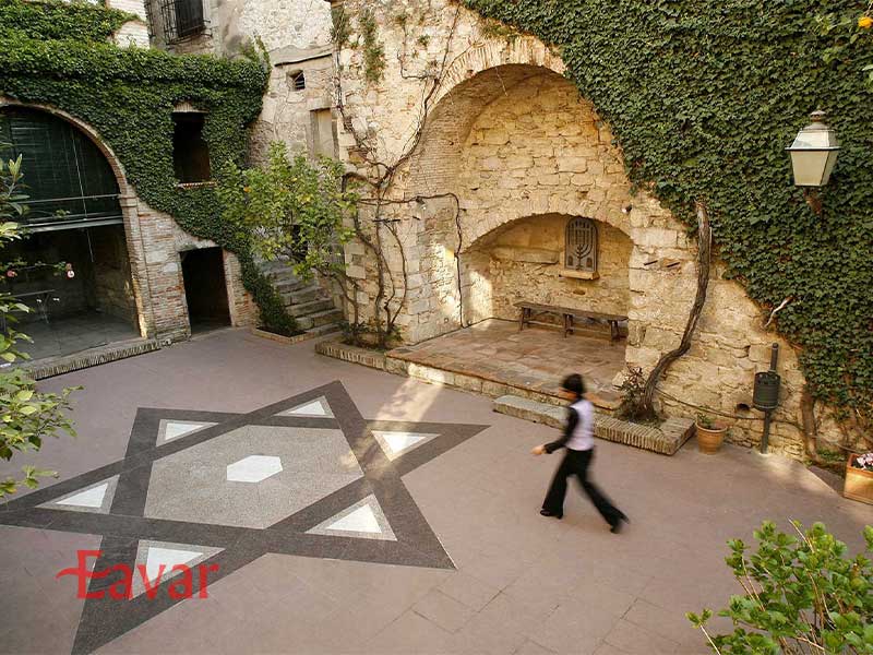 موزه تاریخ یهودیان از دیدنیهای خیرونا