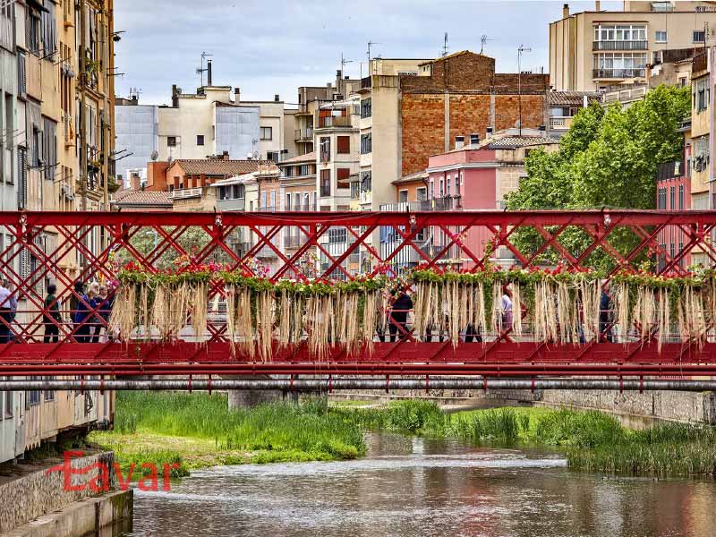 پل بازار ماهیگیری قدیمی از مکان های دیدنی خیرونا