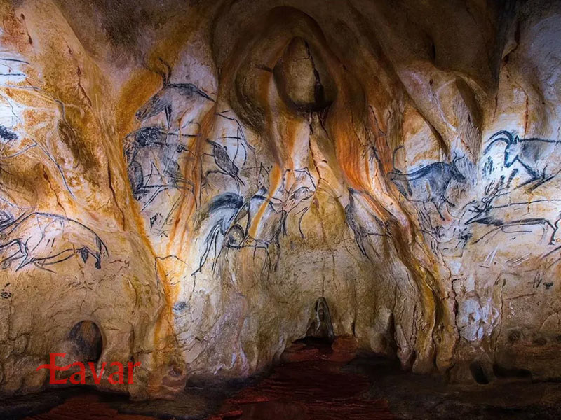 غار شوویه از مکانهای دیدنی فرانسه
