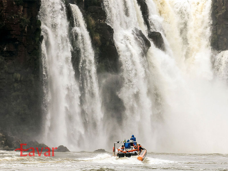 تفریحات آبشار ایگواسو