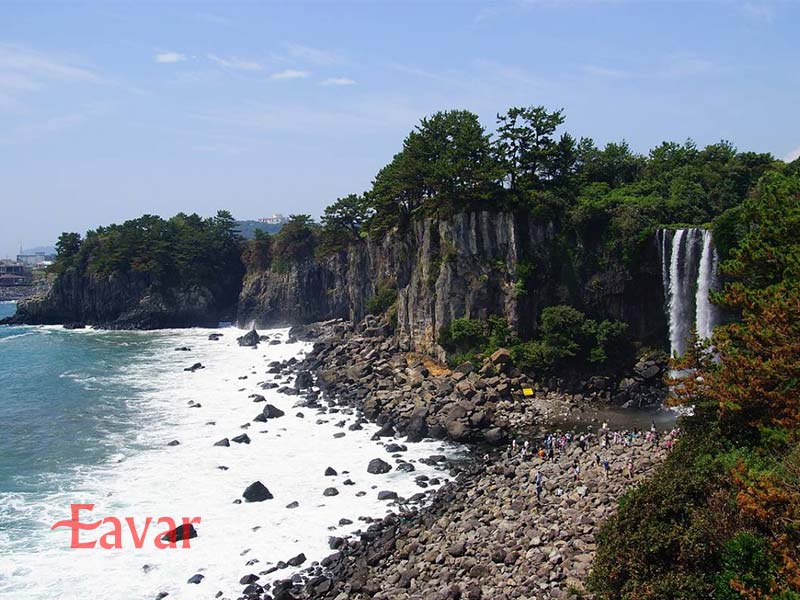 آبشار جئونگ بانگ از مکان های دیدنی ججو