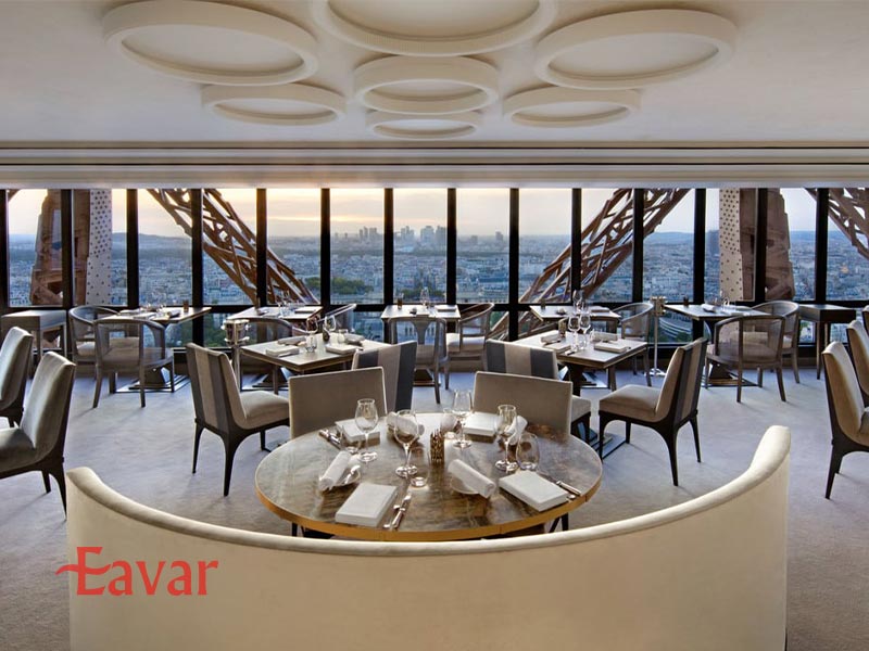 رستوران ژول ورن در برج ایفل پاریس