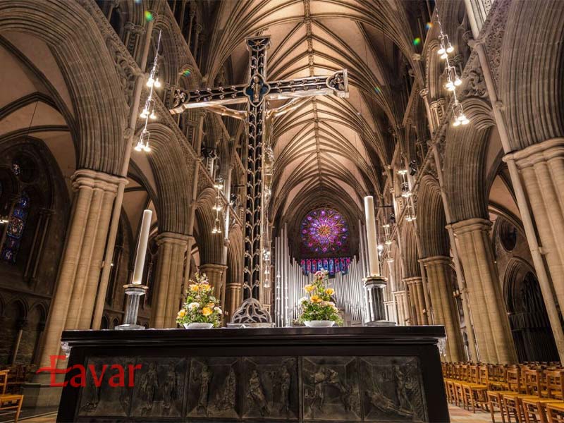 کلیسای جامع نیداروس از مکان های دیدنی نروژ