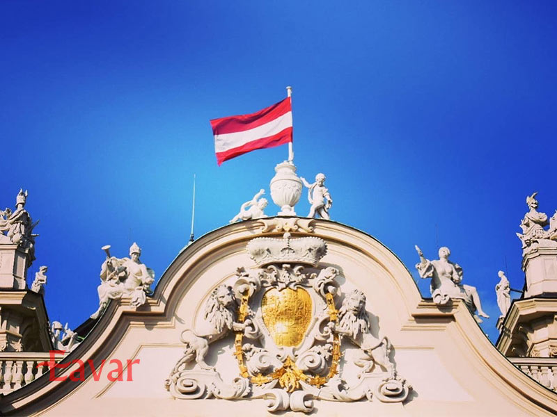 پرچم اتریش در جاهای دیدنی وین