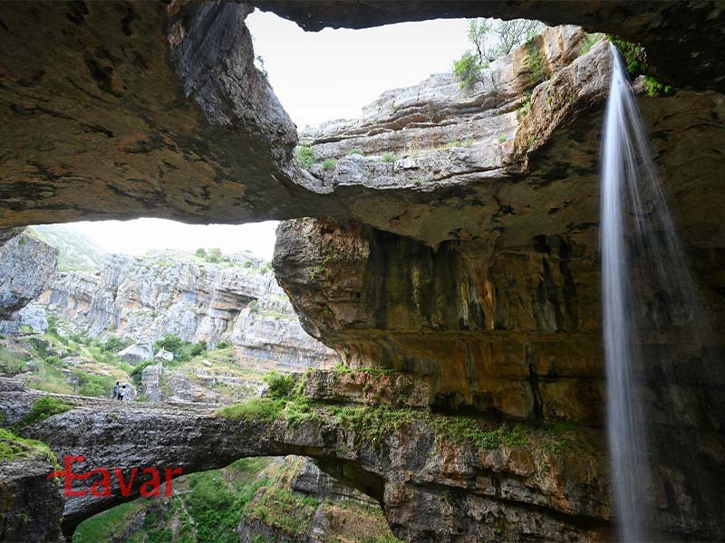 آبشار باتارا از مشهورترین آبشارهای جهان در آسیا