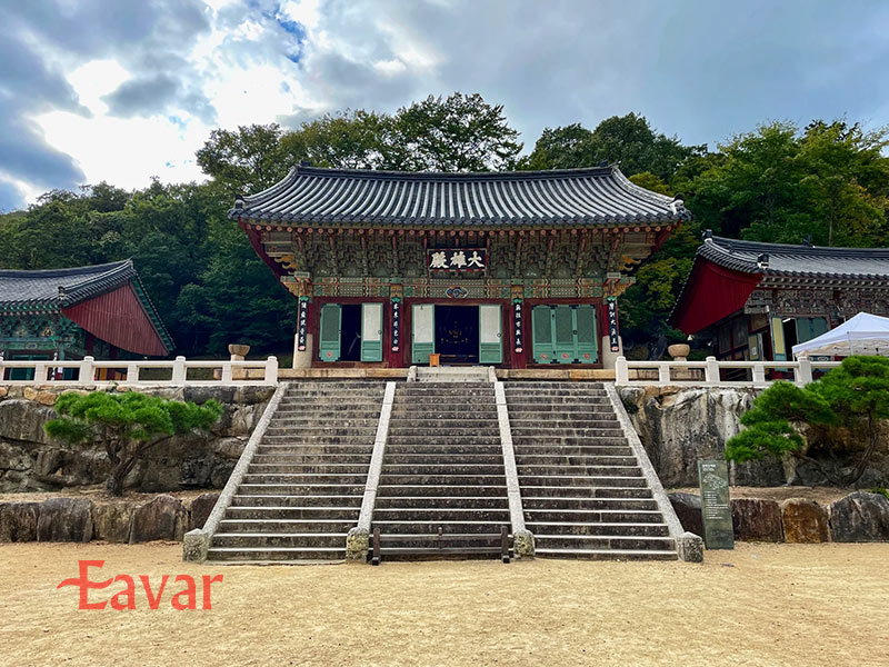 معبد بئوموسا از مکان های دیدنی بوسان