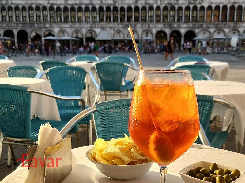 کافه آئوروا میدان سن مارکو ونیز