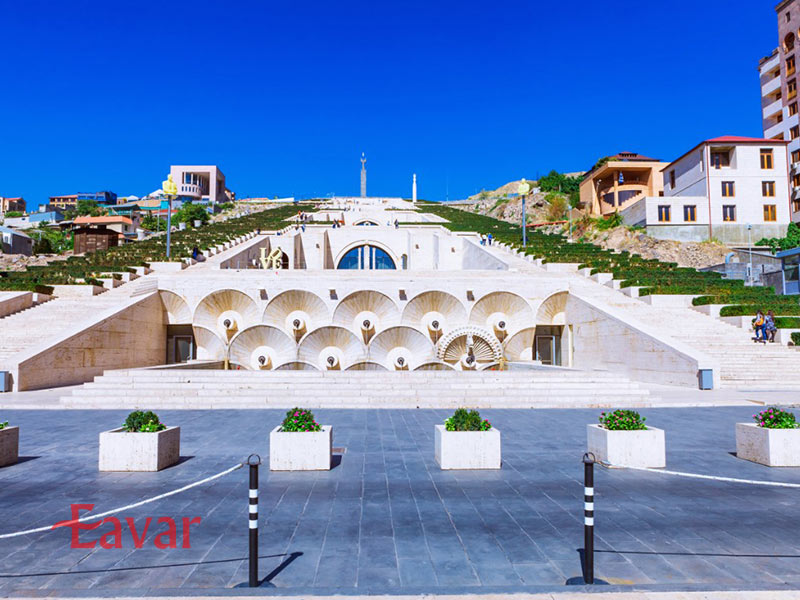 کاسکاد ایروان از دیدنیهای ارمنستان