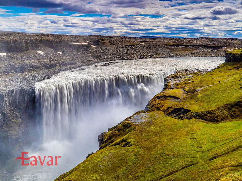 آبشار دتیفوس از آبشارهای مشهور ایسلند
