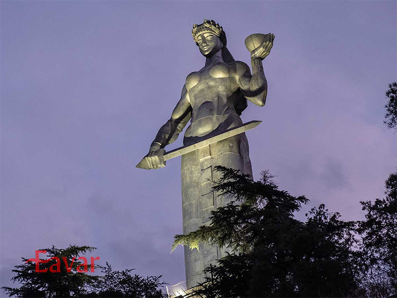 مجسمه مادر گرجستان تفلیس