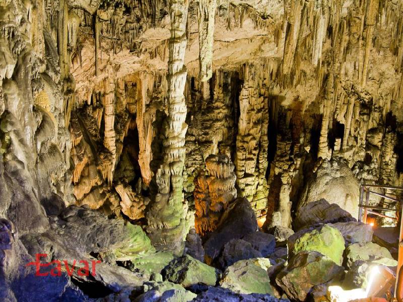 غار زئوس در کوش آداسی