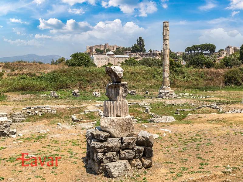 معبد آرتمیس از دیدنیهای افسوس در کوش آداسی