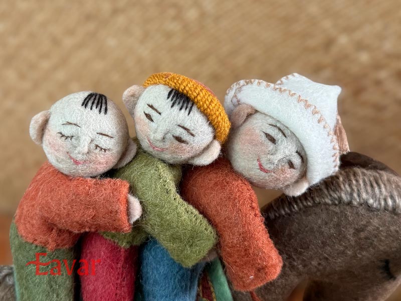 محصولات نمدی از سوغات بومی قرقیزستان