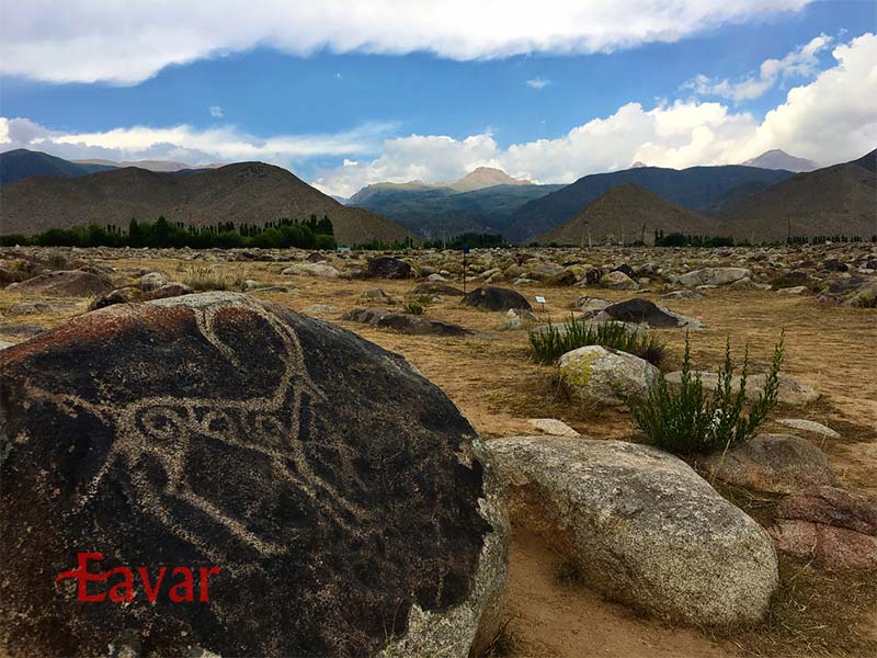 سنگ نگاره های چولپون آتا از دیدنی های تاریخی قرقیزستان