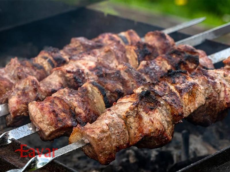 شیش کباب از غذاهای مشهور قرقیزستان
