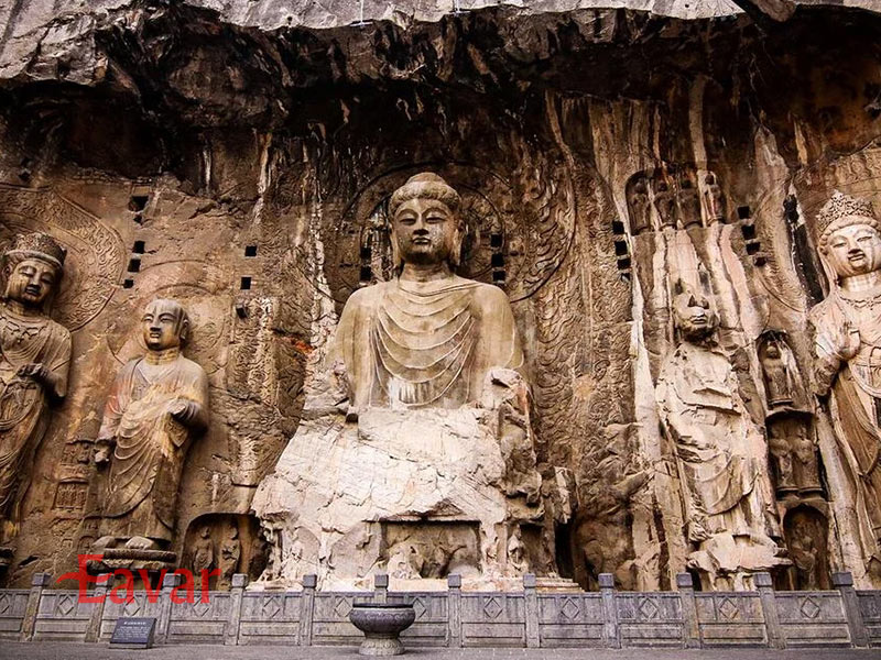 غارهای لانگمن در چین