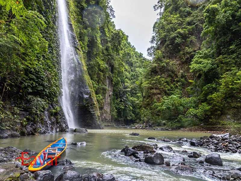 آبشار پاگسانجان از جاذبه های فیلیپین