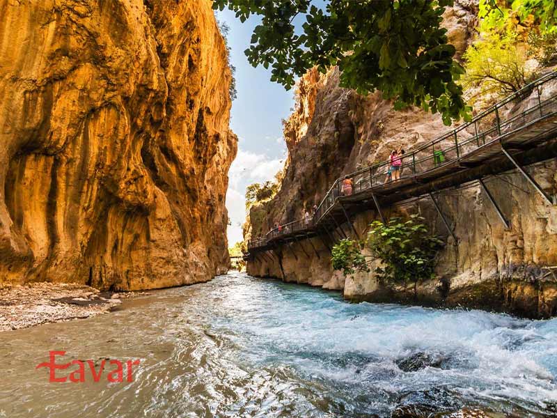 تنگه ساکلیکنت از جاذبه های طبیعی فتحیه