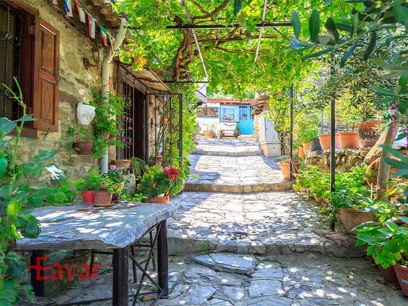 روستای شیرینجه از جاذبه های گردشگری کوش آداسی