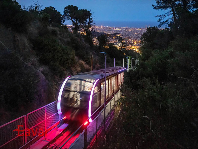 فونیکلار تفلیس از جاذبه های گردشگری تفلیس