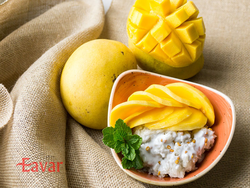 برنج چسبناک انبه از دسرهای مشهور تایلند