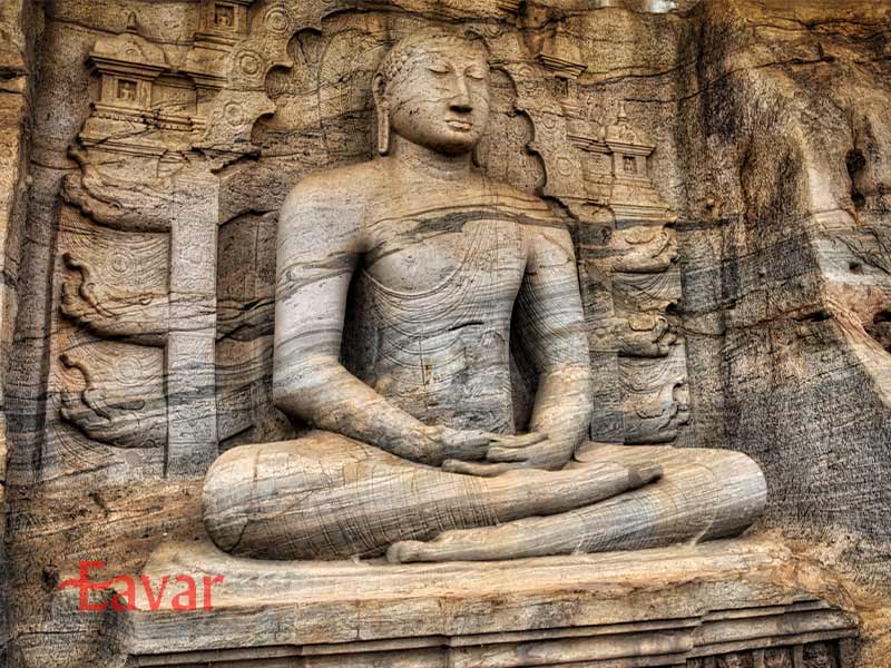 بودای نشسته پولوناروا سریلانکا از معروفترین مجسمه های بودا