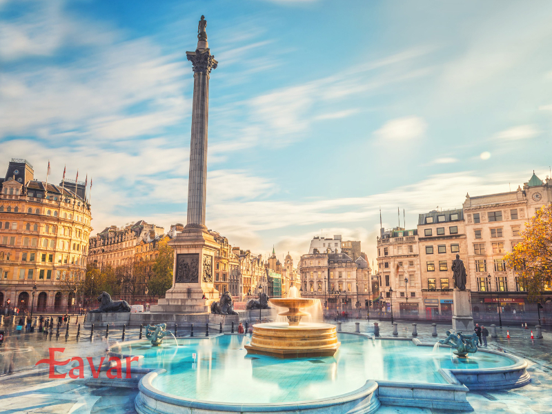 میدان ترافالگار یکی از مشهورترین میدان های لندن در انگلیس