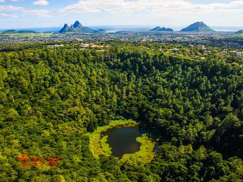 دهانه آتشفشانی ترو او سرف از جاذبه های گردشگری موریس