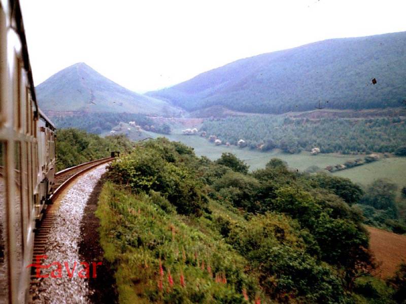 هارت آو ولز؛ ولز و انگلیس