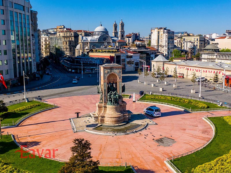 خیابان های اطراف میدان تکسیم
