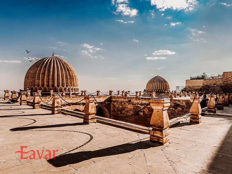 مدرسه زنجیریه از جاذبه های گردشگری ماردین