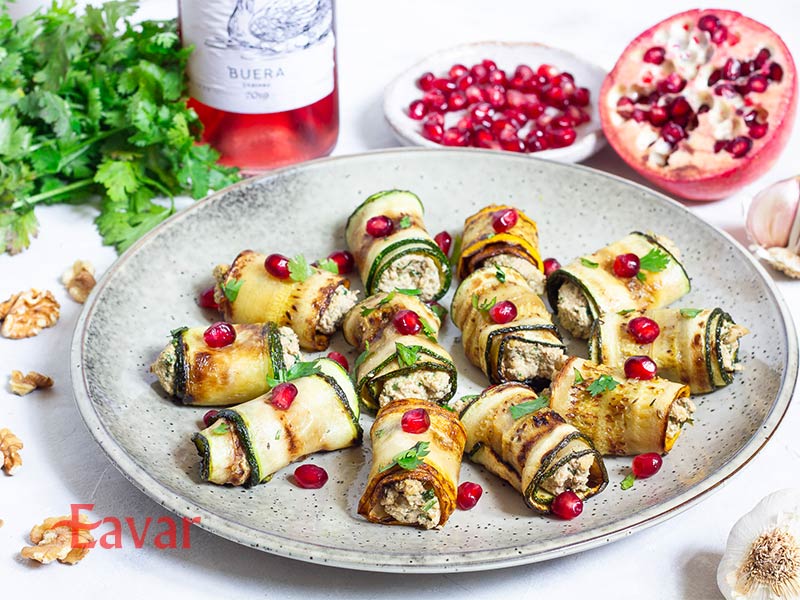 رول بادمجان با گردو از غذاهای سنتی گرجستان